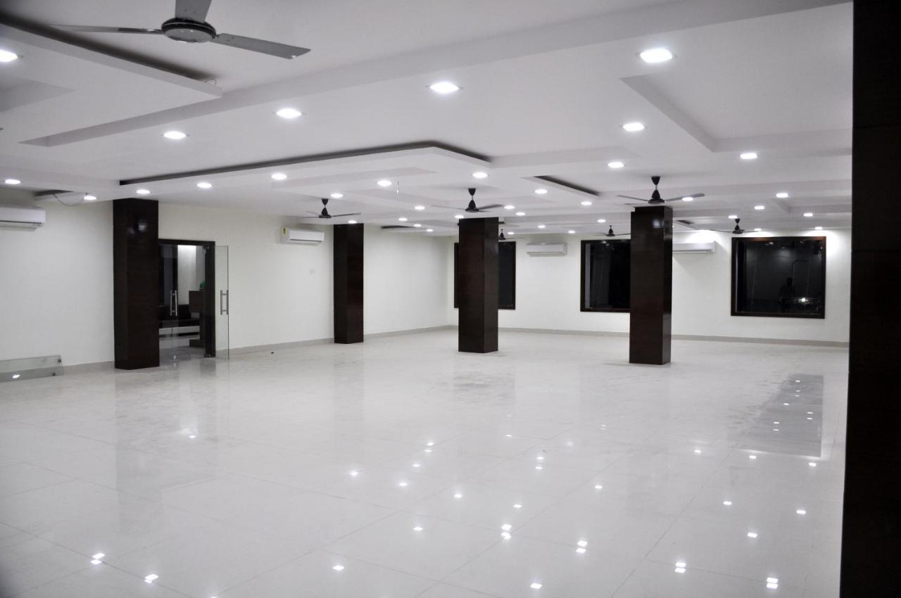 Hotel Rk Residency Satna Екстериор снимка